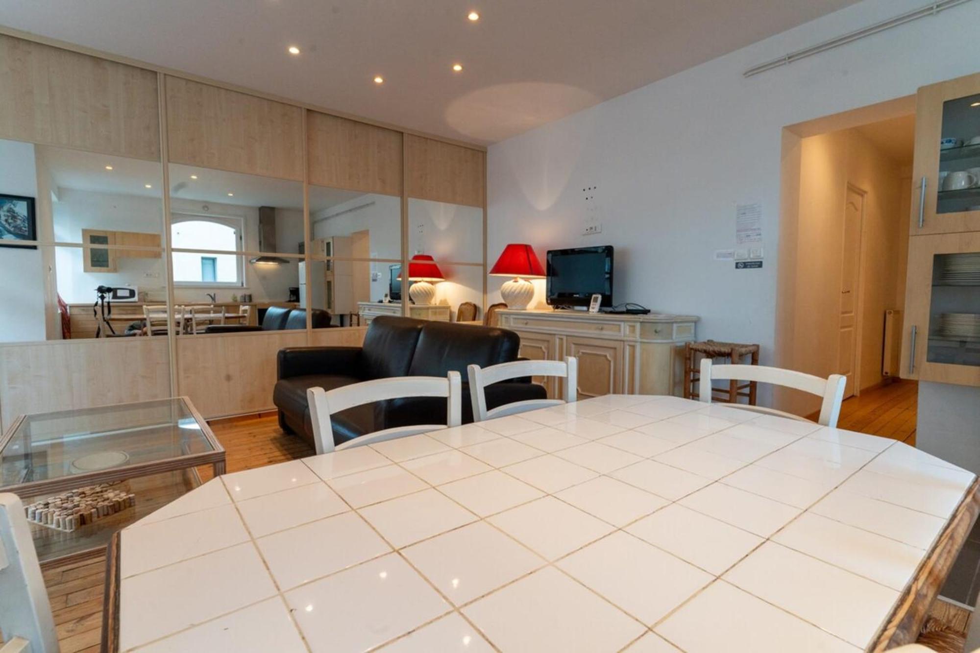 Flat Close To The Appartement *